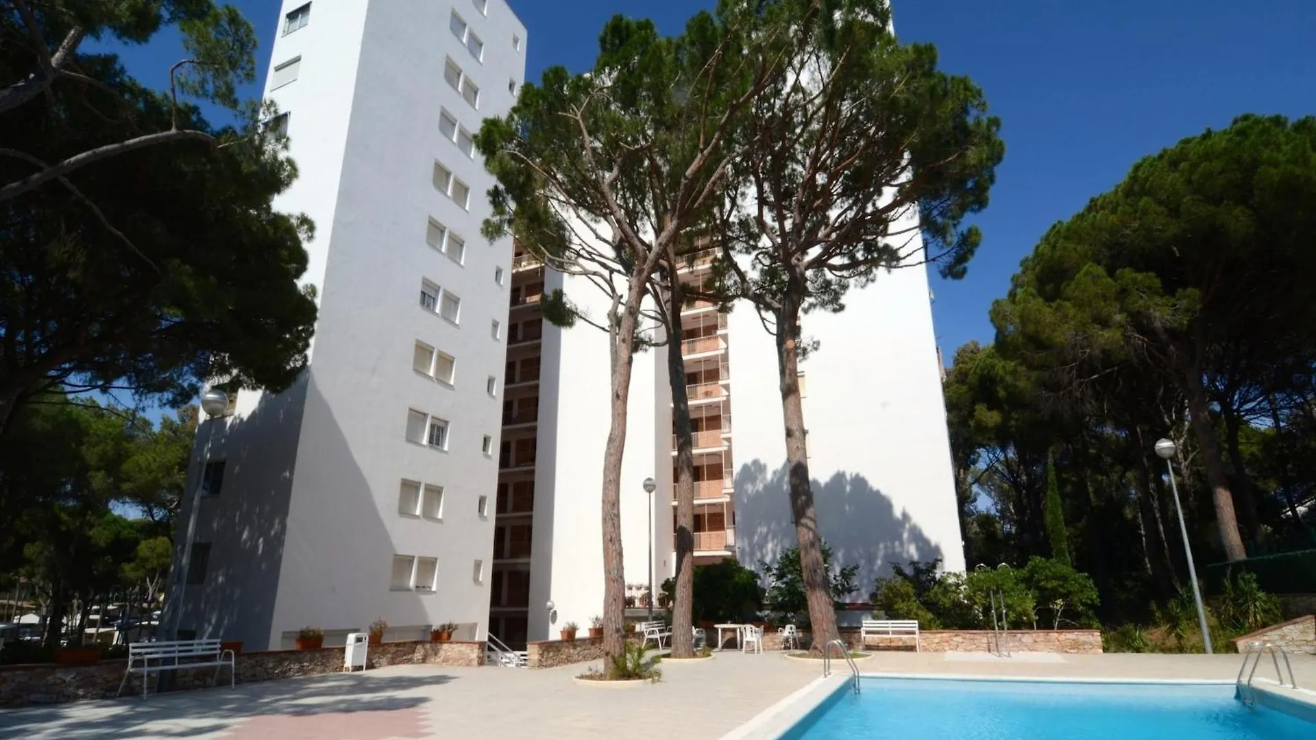 The Apartment In Pals Has 2 Bedrooms